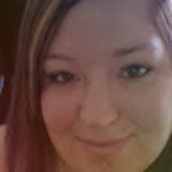 Meet your Posher, Jessica - Picture 1 of 1